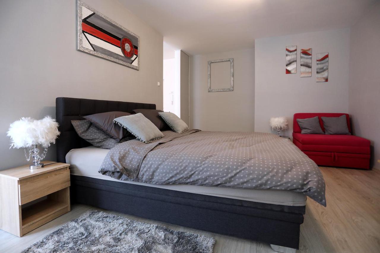 Studio Apartman Ana 오시예크 외부 사진