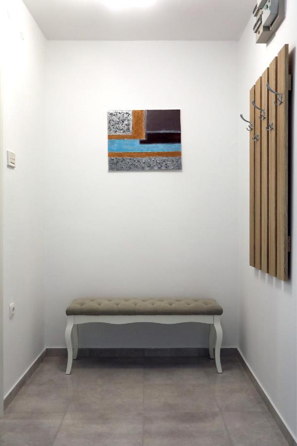 Studio Apartman Ana 오시예크 외부 사진